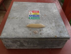 Krompač,kladivo,vŕtačka,brašňa,skrinka - 2