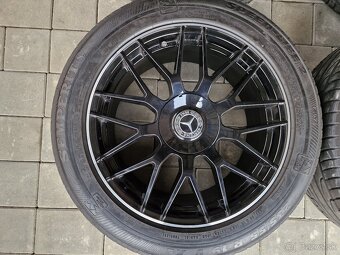 Black Line 5x112 R19-5x120 R19 - 2