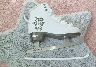 Dámske korčule 40 - 2
