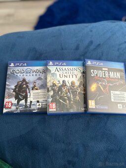 Playstation 4 Pro 1TB - 2