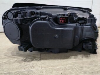 Originál predné svetlo Volvo S80 r.2007 - 2