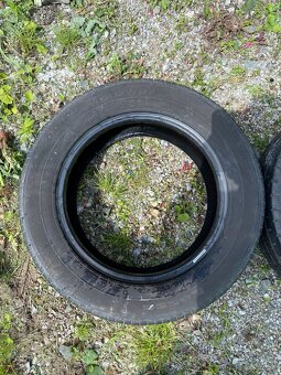 Predám 2ks letných pneumatík 195/65 R16C - 2