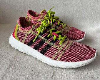 Tenisky Adidas run natural. - 2