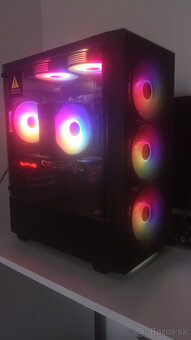 Herný PC s aRGB - Ryzen 7 2700X/RX 5700 XT/32GB/Win11 - 2