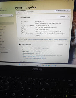 Asus notebook - 2