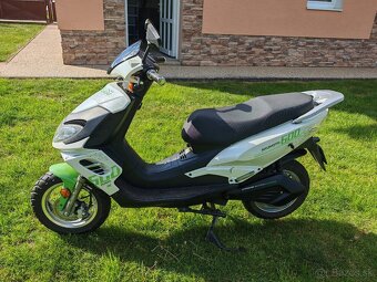 Skúter Akumoto 600 - 2