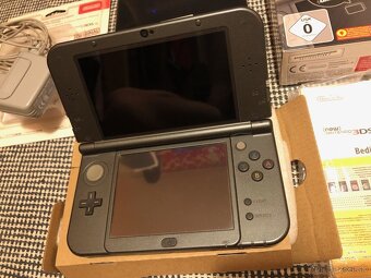 predam Nintendo New 3DS XL sedo cervene v super stave - 2