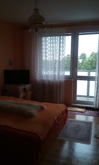2-izbový byt s 1 loggiou a 1 balkónom (64m2) v centre mesta - 2