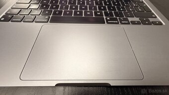 Predám Macbook Air M2 16GB RAM, 512SSD, vadný dislej - 2