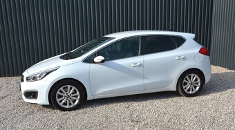 KIA Ceed 1.4 Benzin – Gold – Top stav - 2