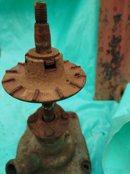 Vodné čerpadlo Zetor 25 - 2