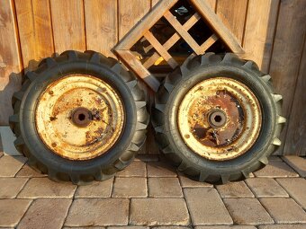 Kolesa na Vari, Terra - 2