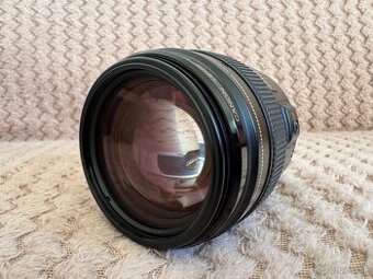 Canon EF 100mm f/2.0 USM - 2