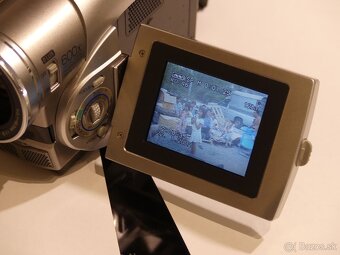 Panasonic NV-DS27 – digitálna MiniDV videokamera - 2