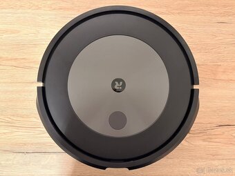 Vysávač iRobot Roomba j7- nepoužitý - 2