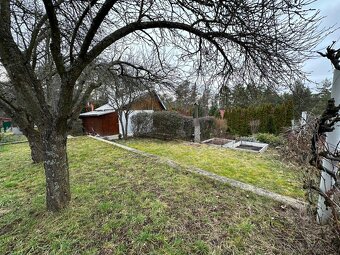 Predám chatku so záhradou - 2