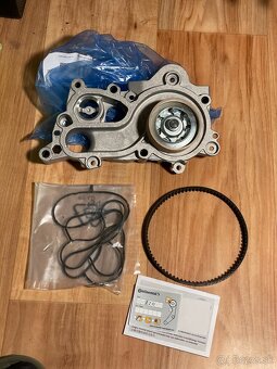 SADA ROZVODOVÉHO REMEŇA + VODNÁ PUMPA CONTINENTAL - 2