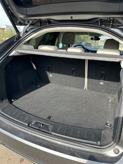 JAGUAR E-PACE 2,0 D 8/2018 automat 4x4 - 2
