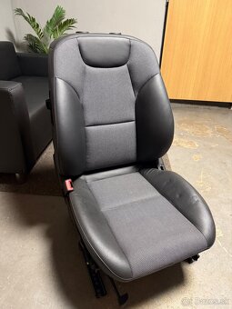 Mercedes C W204 šoférove sedadlo elektrické - 2