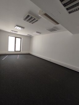 Reprezentatívne kancelárie v centre s parkovaním, 119 m2 - 2
