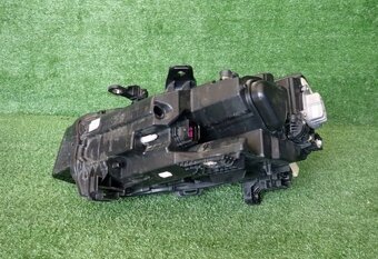 audi q2 svetlo full led - 2