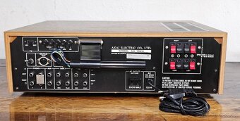 retro STEREO Receiver/Zosilovač AKAI AA-1020 - 2