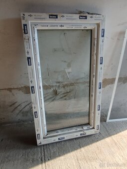 Predám okno incon 80x137 - 2
