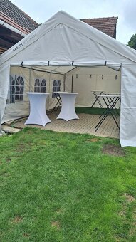 Párty stan 6x4m a párty stoly - 2