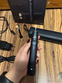 Philips Sonicare Prestige 9900 Black - 2