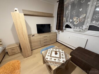 Prenájom 1-izbového bytu, Michalovce – Stráňany, 32 m² - 2