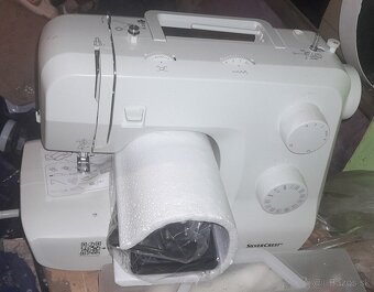 Šijací stroj - 2