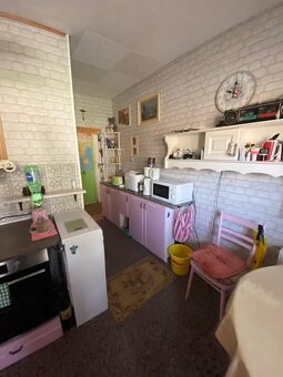 na predaj 2 izbový byt Handlová - TOP lokalita - 2