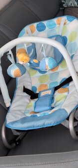 Hojdacie lehátko pre deti - 2