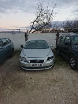 Rozpredám volvo v50 3x aj iné farby 1.6 diesel - 2