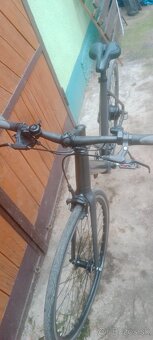 Geero elektrobicykel - 2