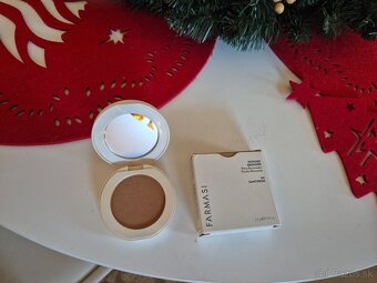 Farmasi bronzer 04 Santorini - 2