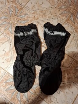 Nepremokavé návleky - 2