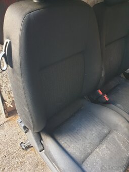Predam predne sedačky Golf 4 3 dver - 2