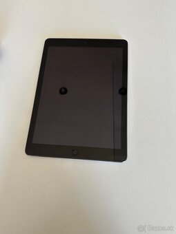 Predám iPad Air 2013-2014 - 2
