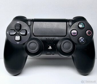 Ovládač  na ps4 - 2