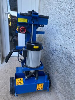 NOVÁ Scheppach stipačka compakt 8t 400v - 2