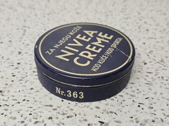 Plechovka NIVEA / roky 1930-1940 / NIVEA CREME WW2 - 2