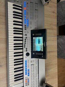 Yamaha tyros 4 - 2