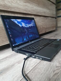 Predam notebook HP - 2