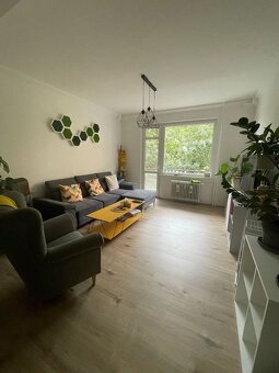 PRENÁJOM: dogfriendly bývanie 1,5 izbový mestský byt v obľúb - 2