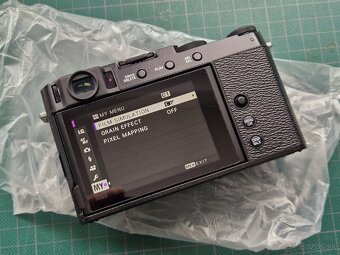 Fujifilm X-E4 - 2