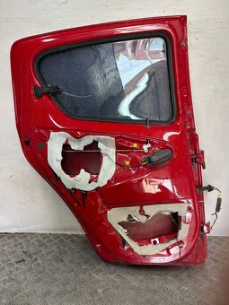 Toyota Aygo I 2005- ľavé zadné dvere - 2