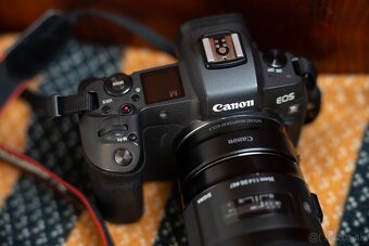 Predám Canon EOS R + 3 objektívy (35 mm, 85 mm, 14 mm) - 2