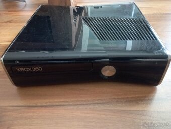 XBOX 360 na opravu alebo náhradne diely, bez príslušenstva - 2