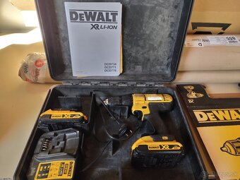 DeWalt DCD771C2 - 2